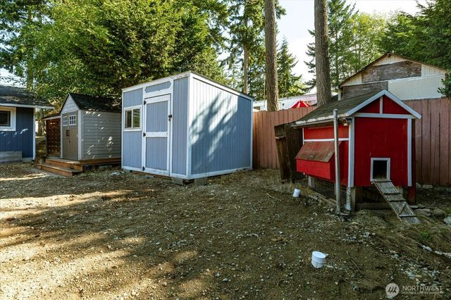 577 Salal St., Oak Harbor, WA 98277