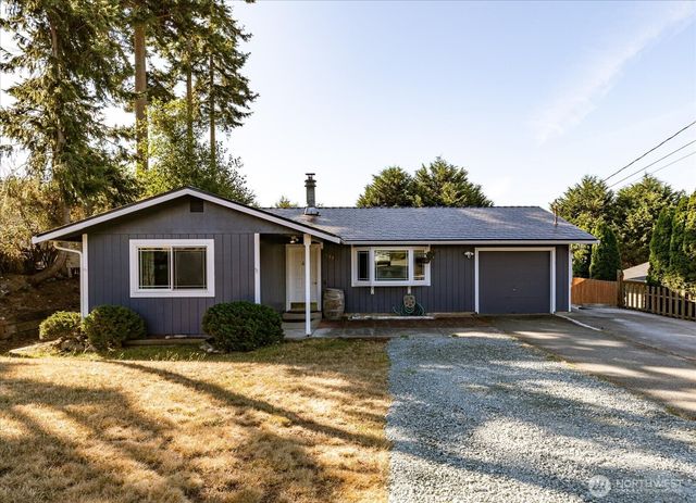 577 Salal St., Oak Harbor, WA 98277