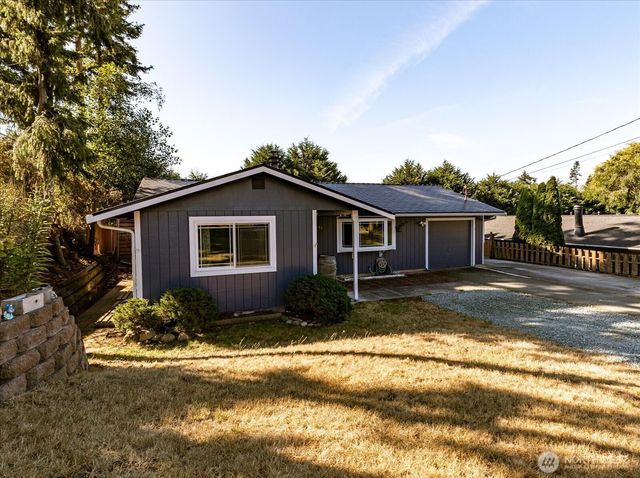 577 Salal St., Oak Harbor, WA 98277
