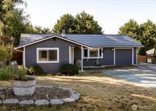 577 Salal St., Oak Harbor, WA 98277
