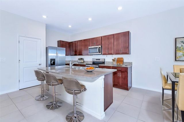 8657 MILESTONE DRIVE, Sarasota, FL 34238