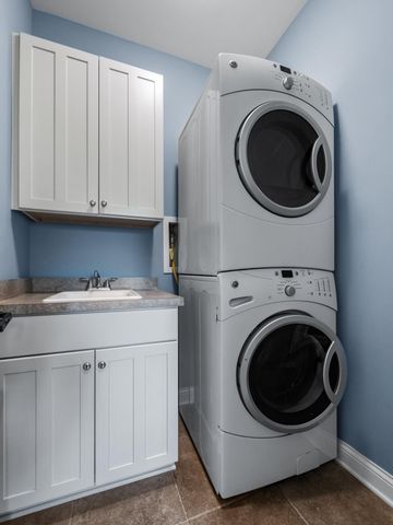 57 N Shore Drive, South Haven, MI 49090