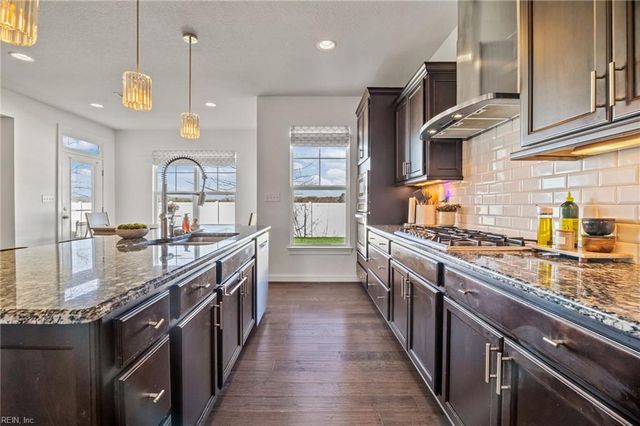 1664 Teton Court, Chesapeake, VA 23320