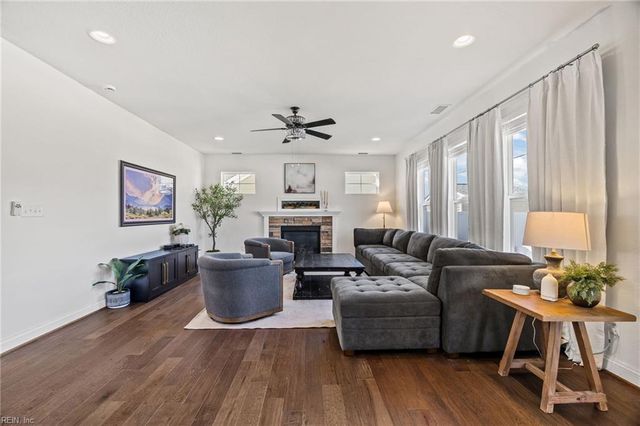 1664 Teton Court, Chesapeake, VA 23320