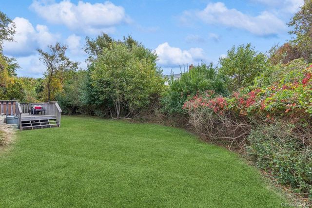 21 Captain Kidds Path, Montauk, NY 11954