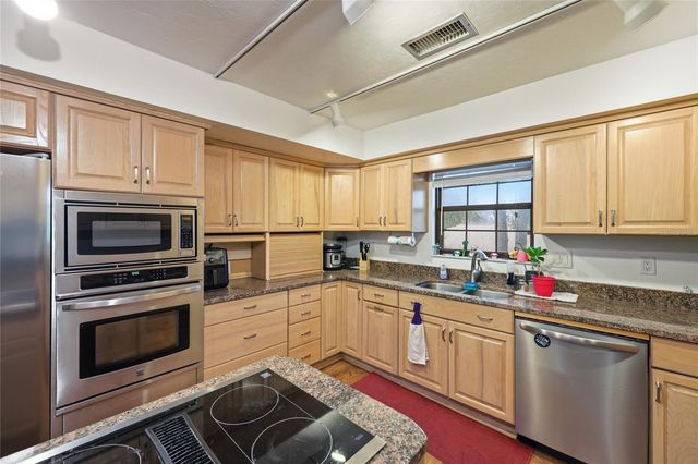 18784 NW 230TH STREET, High Springs, FL 32643