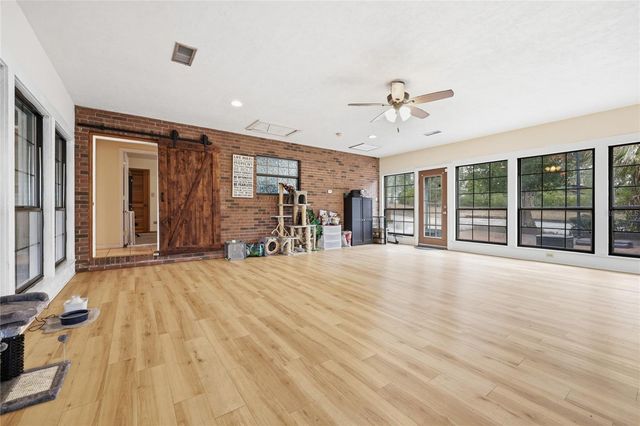 18784 NW 230TH STREET, High Springs, FL 32643