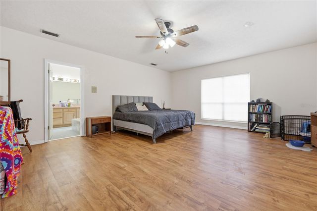 18784 NW 230TH STREET, High Springs, FL 32643