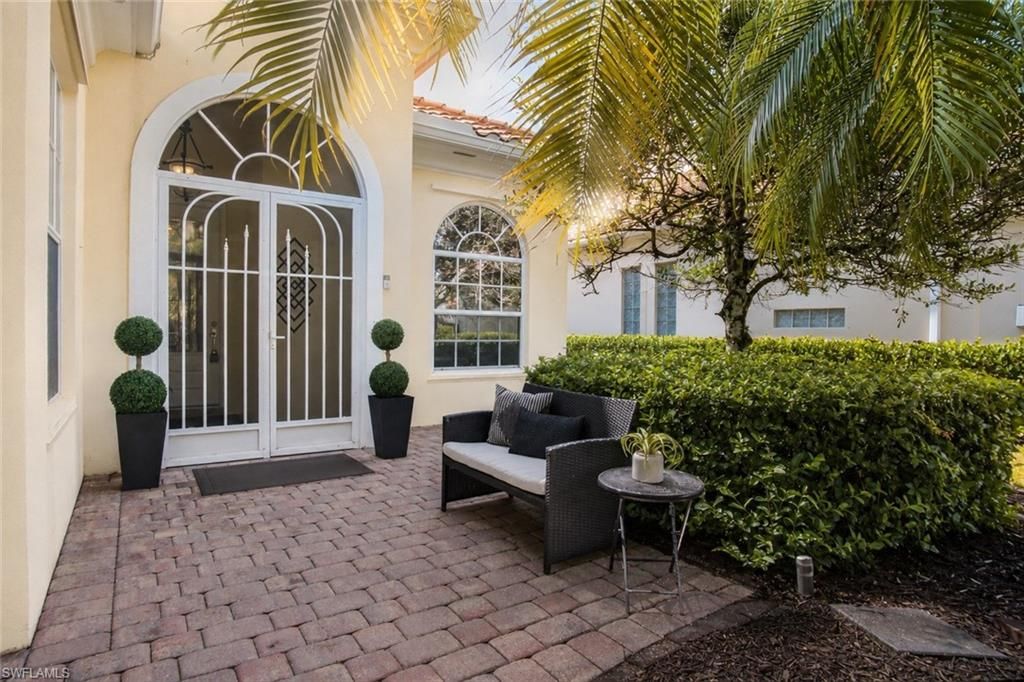 2737 Island Pond LN, NAPLES, FL 34119 — photo 2