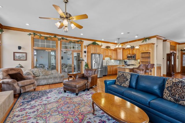 25155 S Stoney Island Avenue, Crete, IL 60417