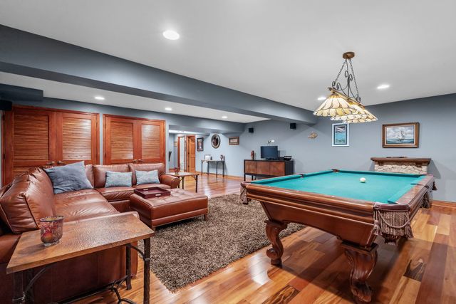 25155 S Stoney Island Avenue, Crete, IL 60417