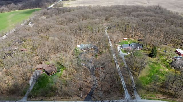 25155 S Stoney Island Avenue, Crete, IL 60417