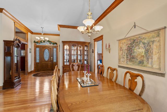 25155 S Stoney Island Avenue, Crete, IL 60417