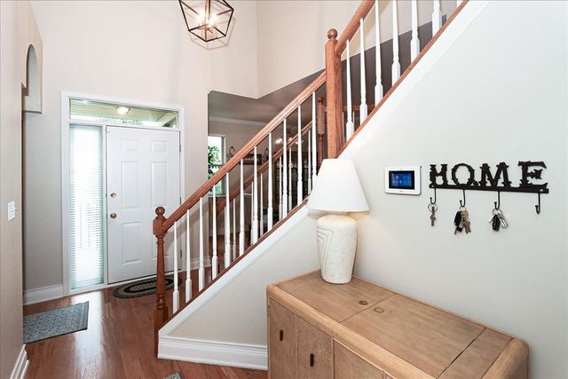 768 W St Johns Place, Addison, IL 60101