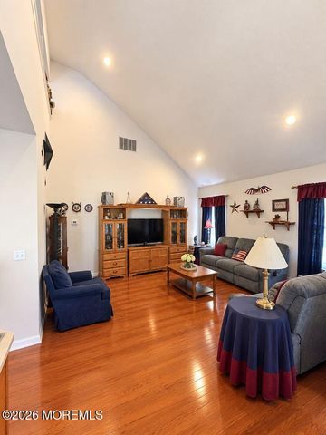 40 Brigantine Boulevard, Waretown, NJ 08758