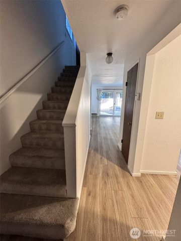 12722 12724 100th Avenue NE, Kirkland, WA 98034