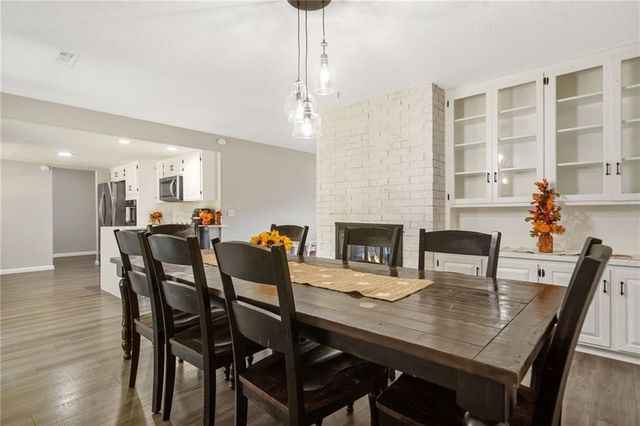 1306 Silent Grove Road, Springdale, AR 72762