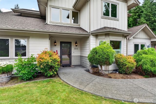 304 Antonie Avenue N, Eatonville, WA 98328