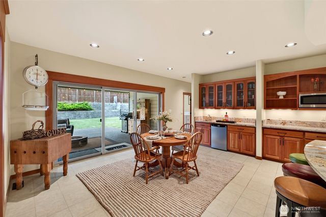 304 Antonie Avenue N, Eatonville, WA 98328