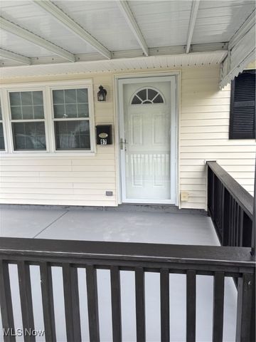 97 Idlewood Road, Austintown, OH 44515