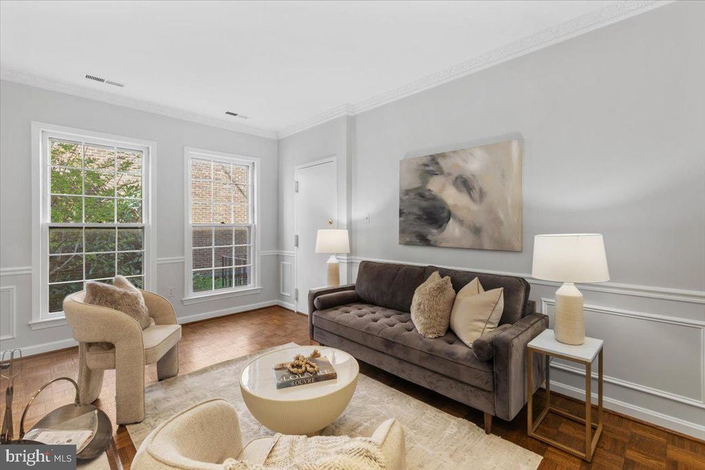 Image 7 of property listing at 208 JUSTICE CT NE #44, Washington, DC 20002