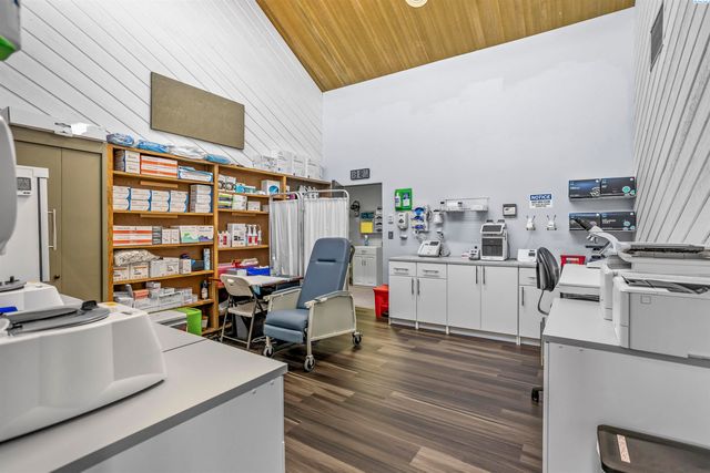 7511 W Arrowhead Ave - Ste G Ste G, Kennewick, WA 99336