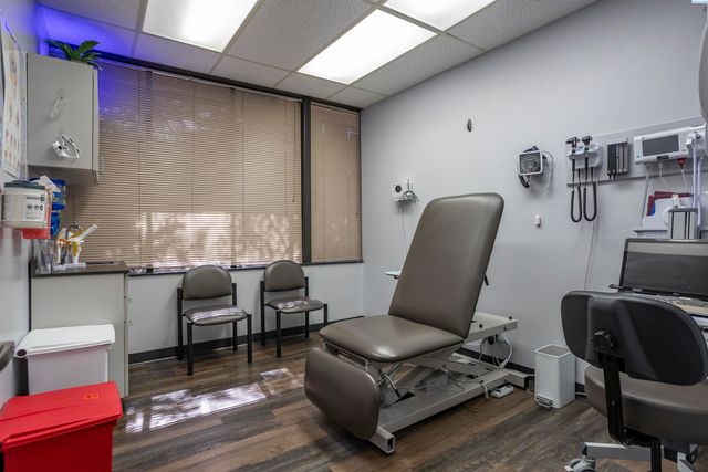 7511 W Arrowhead Ave - Ste G Ste G, Kennewick, WA 99336