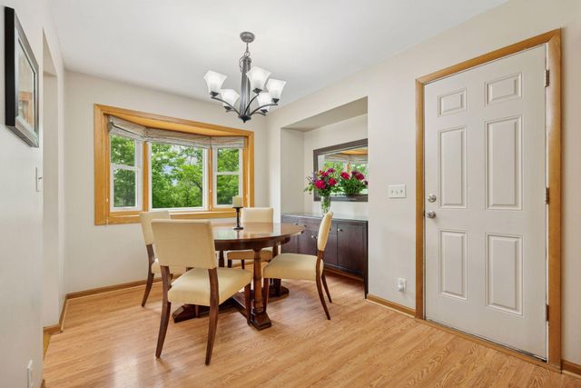 3933 Dartmouth Drive, Minnetonka, MN 55345