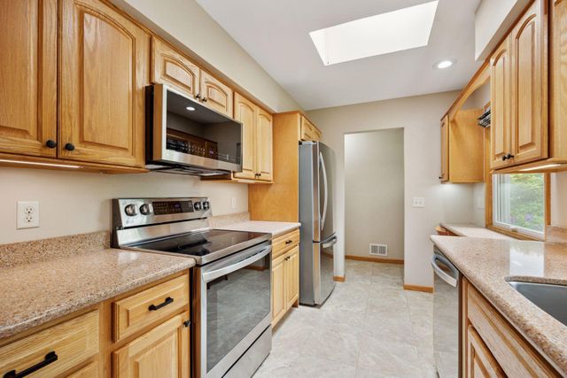 3933 Dartmouth Drive, Minnetonka, MN 55345