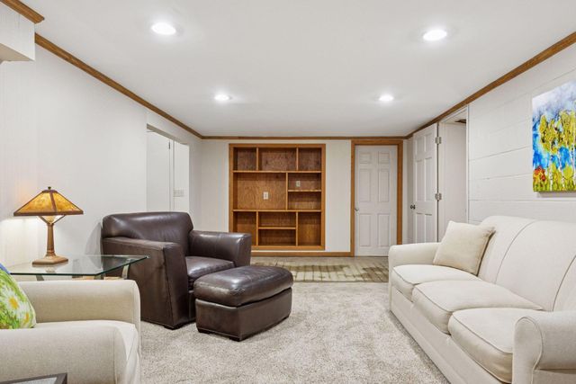 3933 Dartmouth Drive, Minnetonka, MN 55345