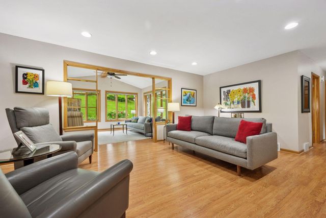 3933 Dartmouth Drive, Minnetonka, MN 55345