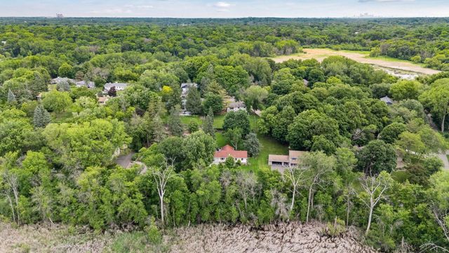 3933 Dartmouth Drive, Minnetonka, MN 55345