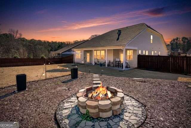 5718 Pickens Garden Lane, Powder Springs, GA 30127