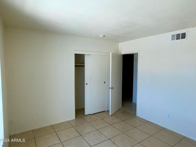 2417 W CAMPBELL Avenue 208, Phoenix, AZ 85015