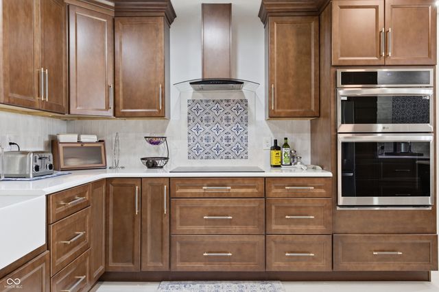 1078 W Suttles Road, Connersville, IN 47331