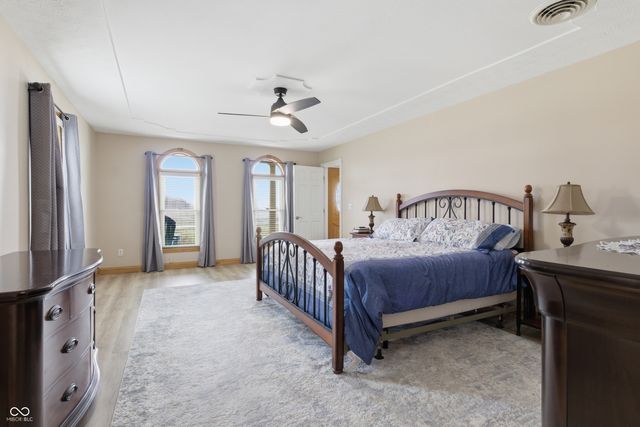 1078 W Suttles Road, Connersville, IN 47331