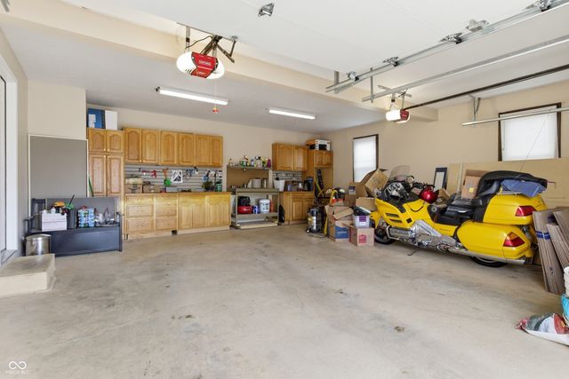 1078 W Suttles Road, Connersville, IN 47331