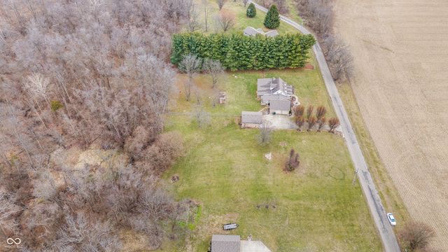 1078 W Suttles Road, Connersville, IN 47331