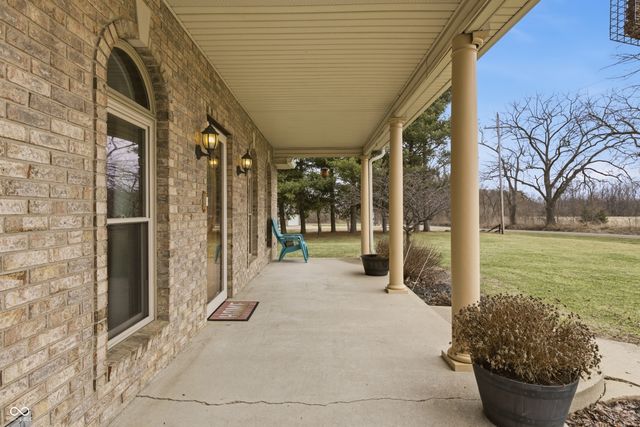 1078 W Suttles Road, Connersville, IN 47331