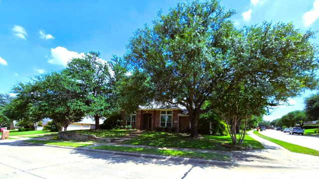 400 Brook View Court, Prosper, TX 75078