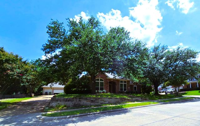 400 Brook View Court, Prosper, TX 75078