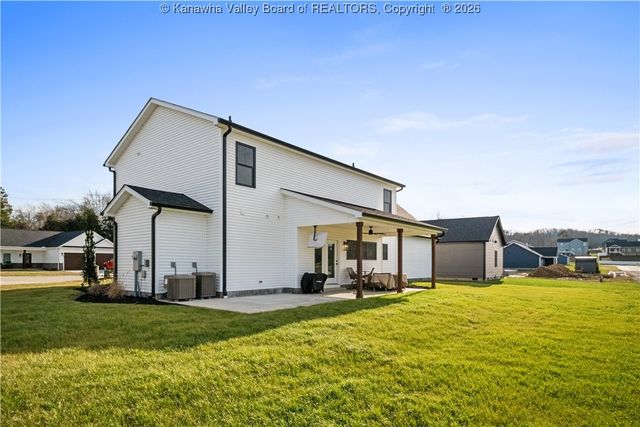 227 Alexander's Avenue, Fraziers Bottom, WV 25082