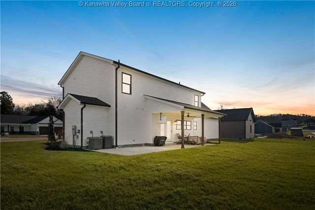 227 Alexander's Avenue, Fraziers Bottom, WV 25082