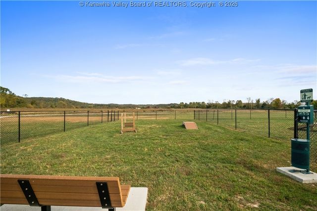 227 Alexander's Avenue, Fraziers Bottom, WV 25082