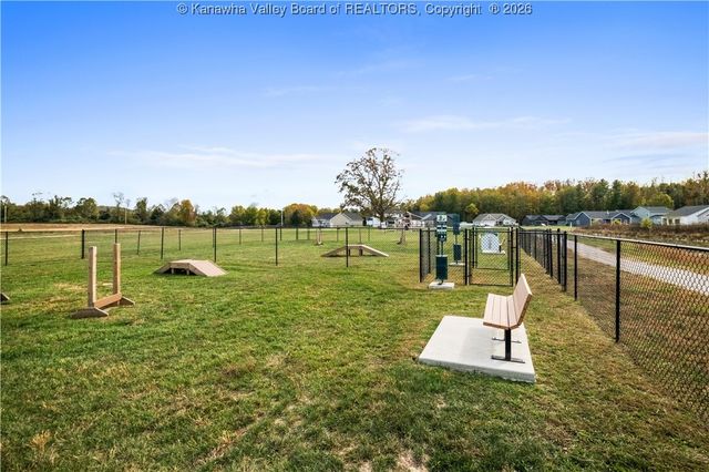 227 Alexander's Avenue, Fraziers Bottom, WV 25082