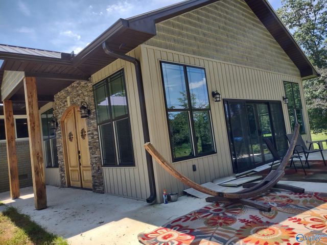 435 Barbee Lane, Scottsboro, AL 35769