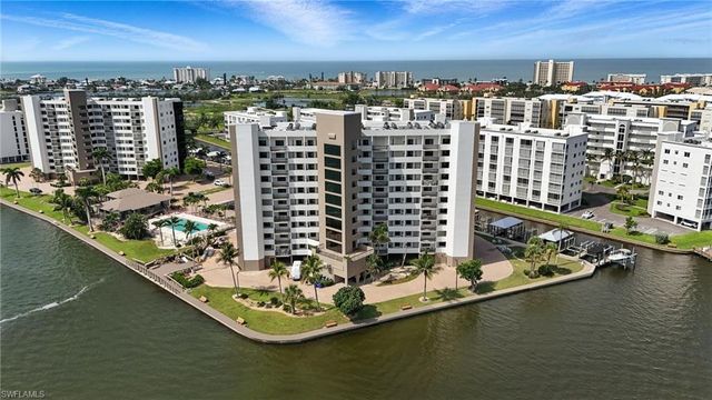 4265 Bay Beach LN 226, Fort Myers Beach, FL 33931