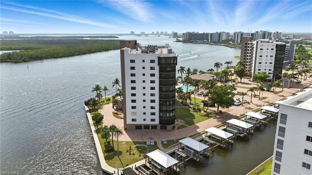 4265 Bay Beach LN 226, Fort Myers Beach, FL 33931