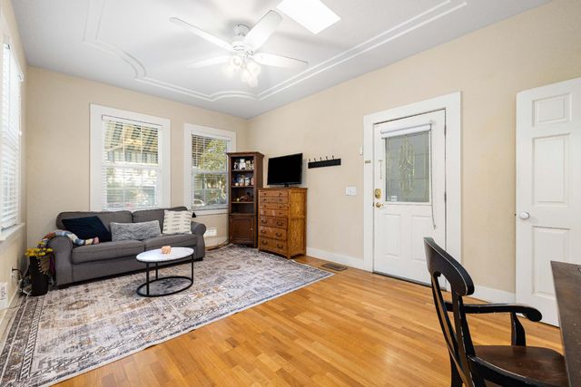 815 22nd St, Sacramento, CA 95816