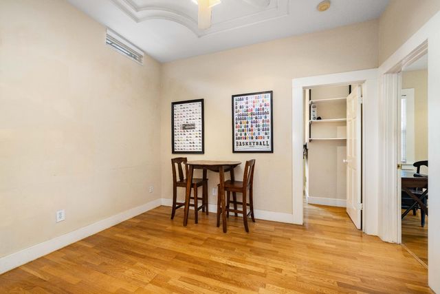 815 22nd St, Sacramento, CA 95816